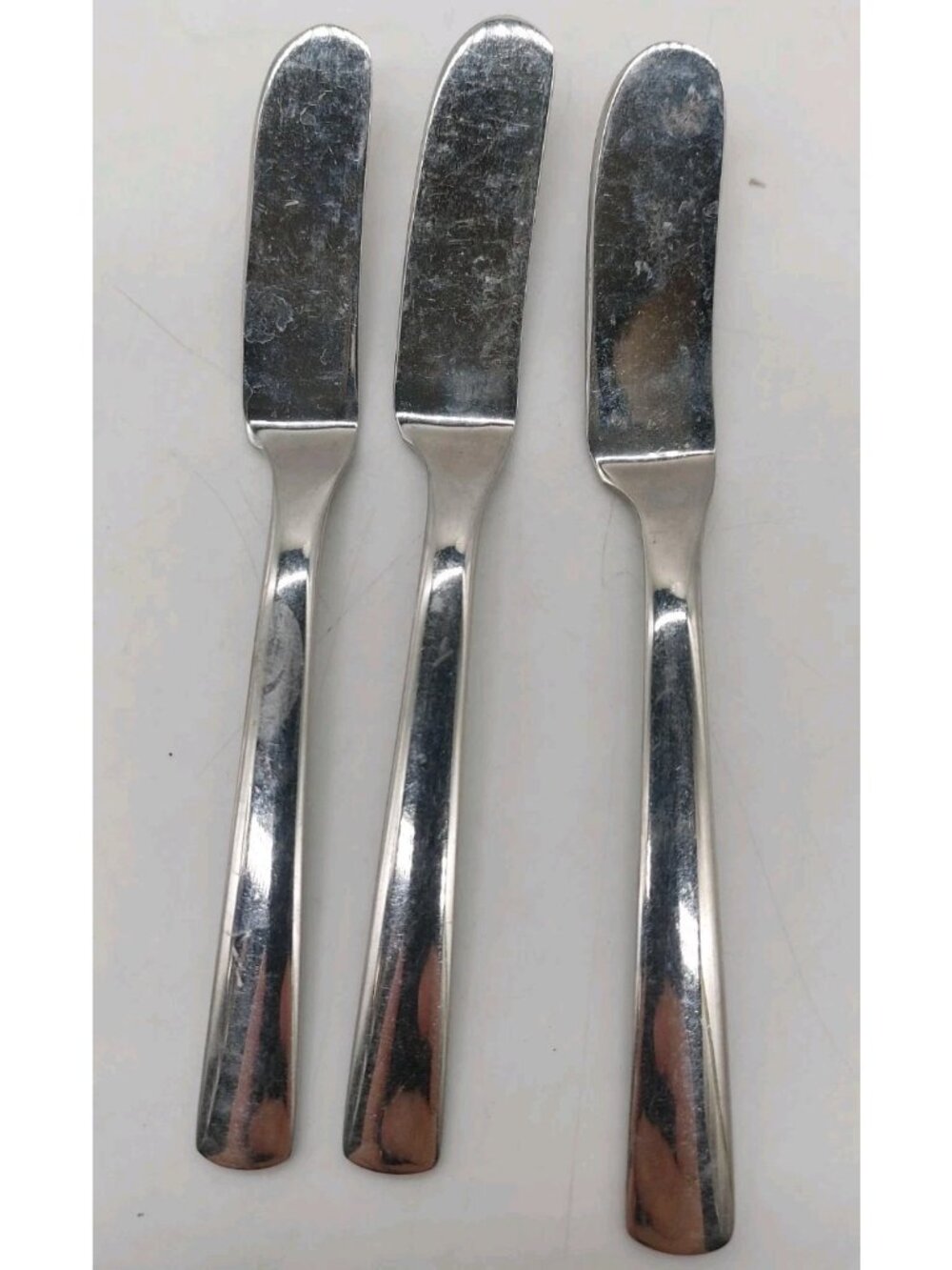 Merit Ginkgo Butter Knives Silver Tone Flatware Lot of 3 Made In Korea 5"